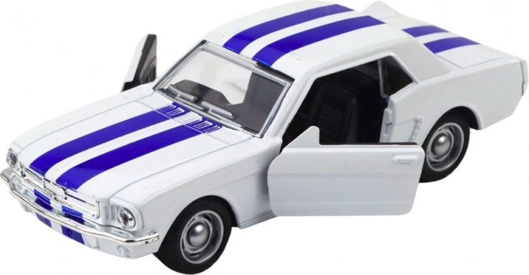 Otvarajuća vrata i detaljna unutrašnjost