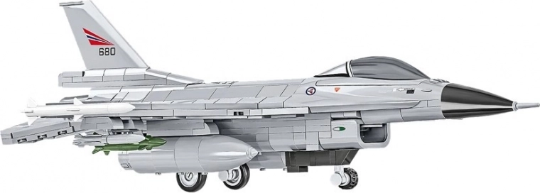 Izvrstan model za igru i izlaganje