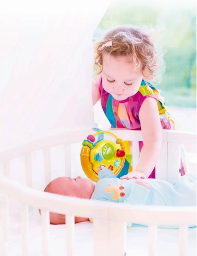 Jednostavno pričvršćivanje na krevetić ili kolica