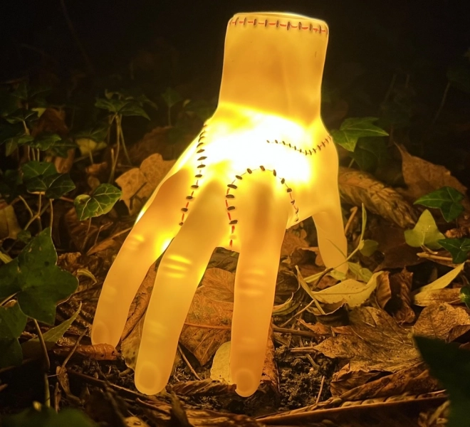 LED lampa Wednesday "Stvar"