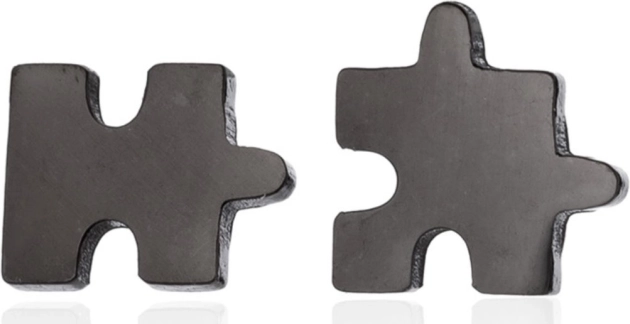 Čelične naušnice puzzle – crne