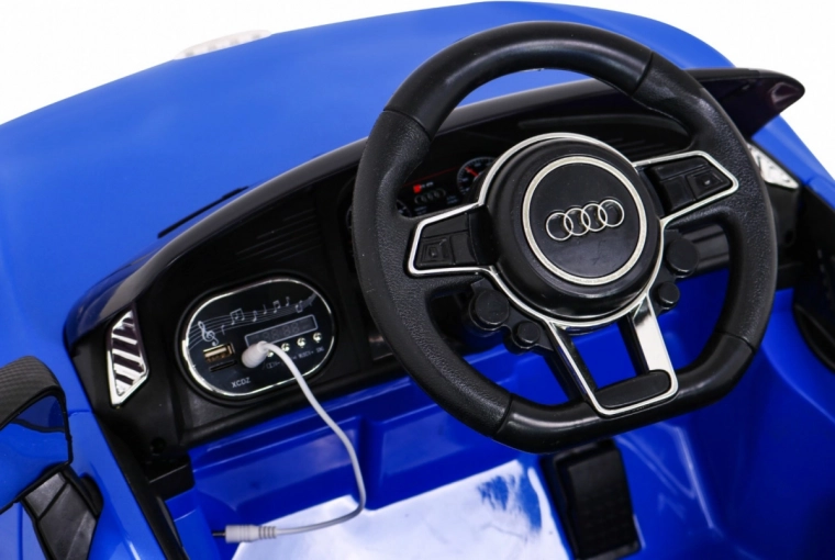 Glazba i svjetla kao u pravom sportskom autu