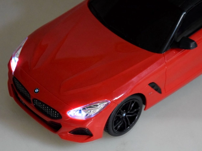 Daljinski upravljani automobil BMW Z4 1:18 Rastar – Crvena