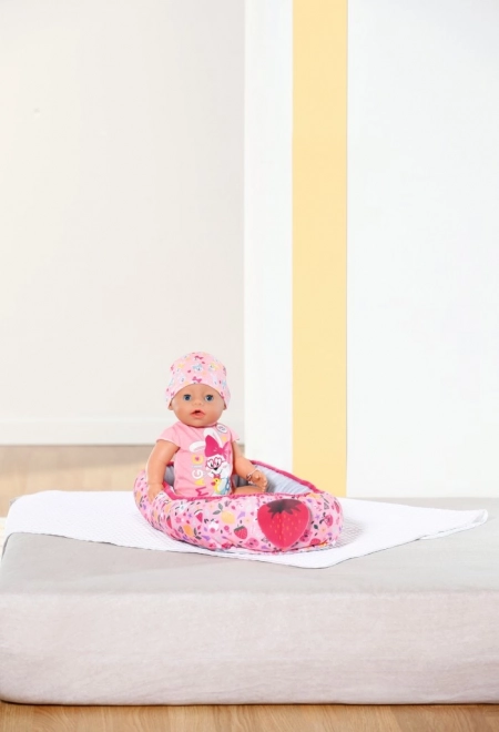 BABY born Gnijezdo