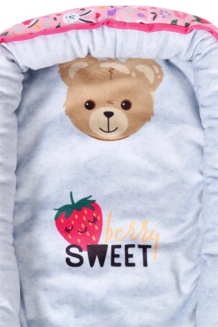 BABY born Gnijezdo