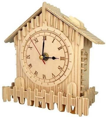 Drvene 3D puzzle sat s funkcionalnim mehanizmom