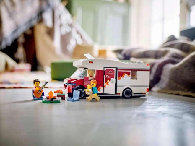 LEGO City 60454 Praznični kamper prepun avantura