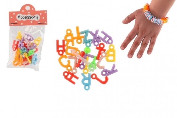Plastične perlice srce, slova sa užetom 2 vrste u vrećici 6,5x11x1cm