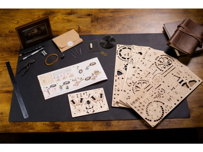 Ugears 3D drvene mehaničke puzzle Sat motora