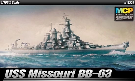 Plastični model BB-63 USS Missouri