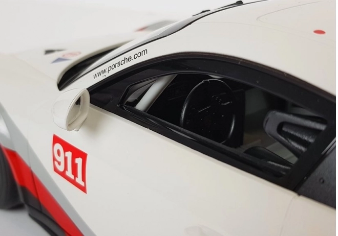 Auto na daljinsko upravljanje Porsche 911 GT3 CUP Rastar 1:14 bijelo