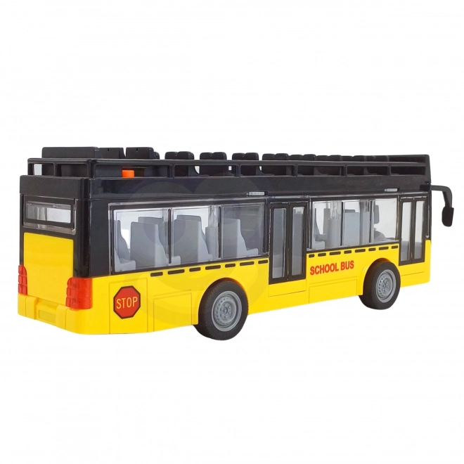Realističan dizajn školskog autobusa