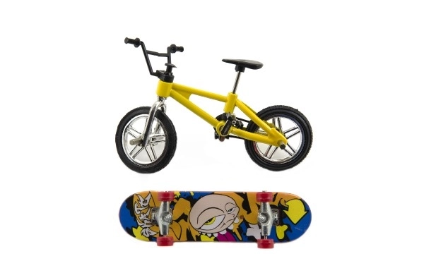 Kolo + skateboard prstni na zavrtanje plast 10cm na kartici
