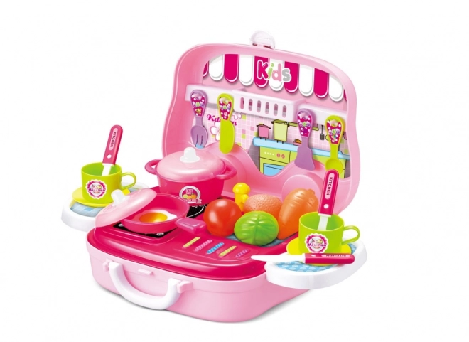 Kuhinjski set u kovčegu