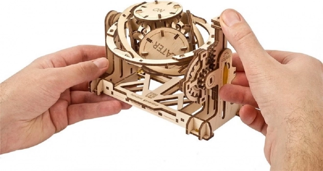Ugears drveni 3D mehanička slagalica nasumični generator
