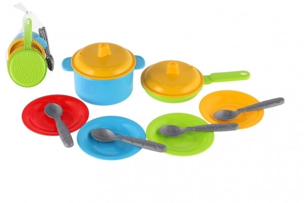 Set plastičnog posuđa u boji 12 kom u mrežici 12m+