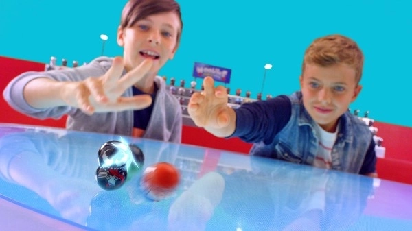 Wooblies magnetne figurice s turbo izbacivačem - 4 cm