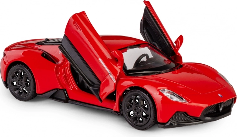 Otvarajuća vrata i razrađena unutrašnjost