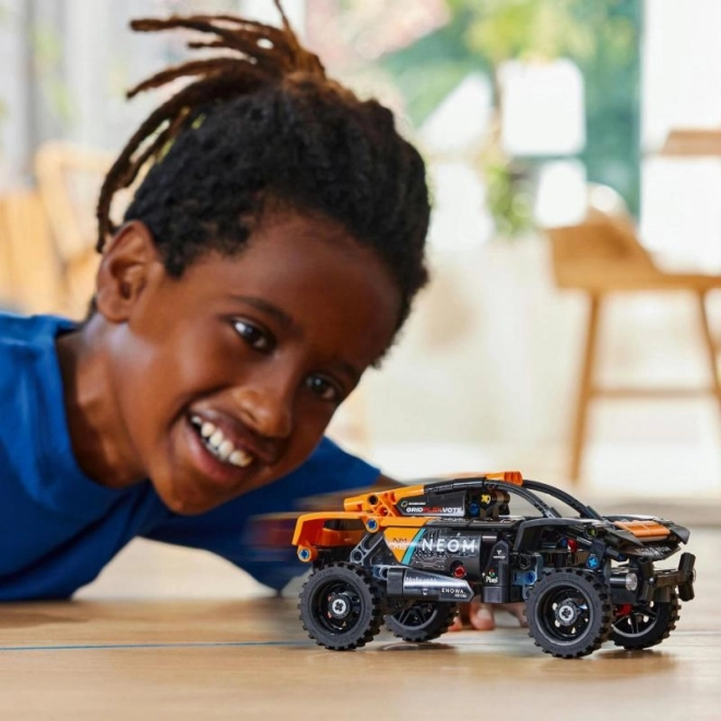 LEGO® Technic 42166 NEOM McLaren Extreme E Racing Auto