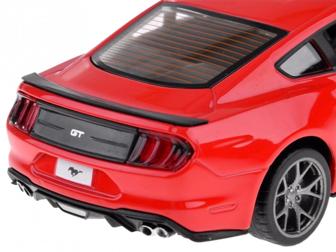 Automobilski model Ford Mustang GT od metala, 2018.