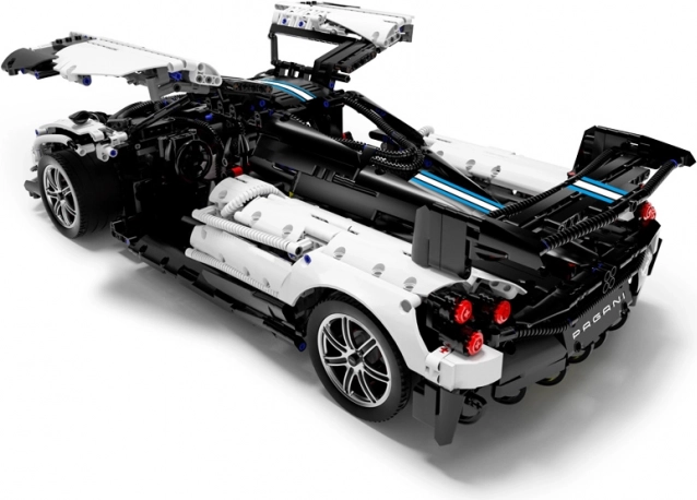 Sklopivi model Pagani Huayra od Rastar 1:8