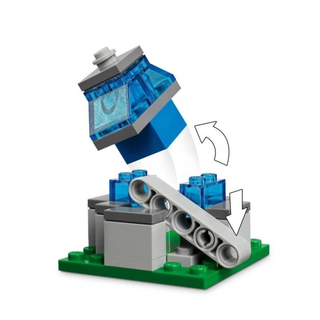 LEGO Minecraft 21273 Napad Balonskog Ghasta na selo