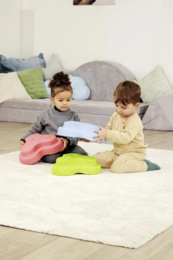 Tri teksturirane površine za taktilnu igru