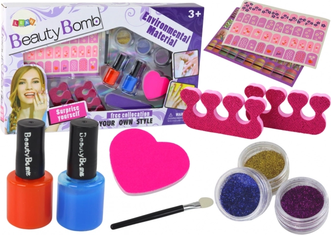 Set za lakiranje noktiju s naljepnicama Beauty Bomb XXL