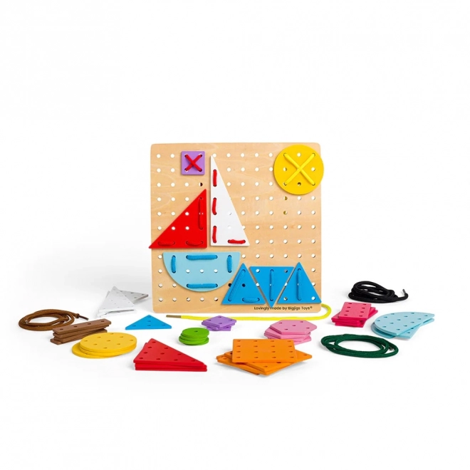Bigjigs Toys Drvena igra za nizanje Geometrijski oblici
