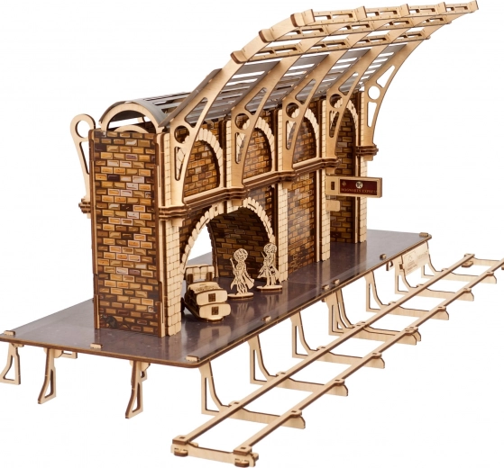 Ugears 3D drvene mehaničke puzzle HARRY POTTER – željeznički peron