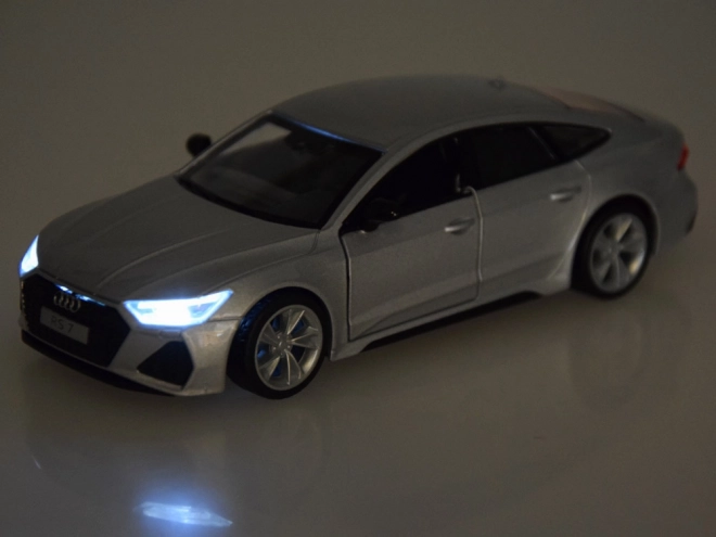 Metalni model automobila Audi RS 7 Sportback za djecu