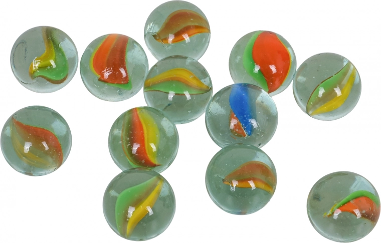 Bogat pribor uključujući 12 kuglica