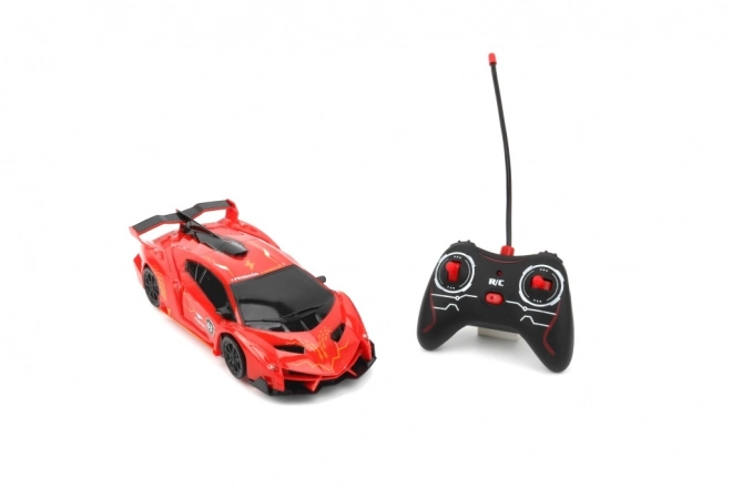 RC auto na daljinsko upravljanje s penjanjem po zidu
