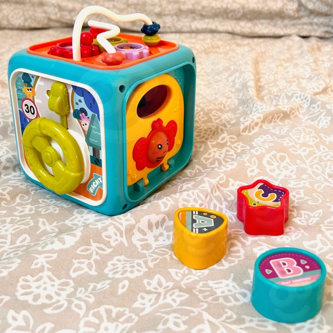 Interaktivna senzorska kocka Montessori 6u1
