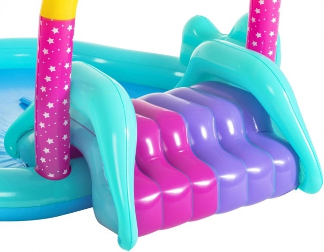 Široki tobogan za puno zabave