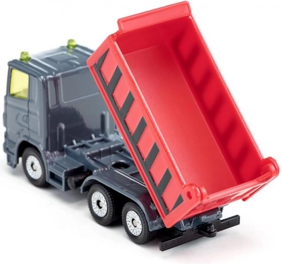 Dva kiperska sanduka s otvarajućim stranicama