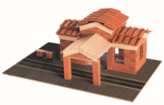 Željeznički kolodvor XL od TREFL Brick Trick