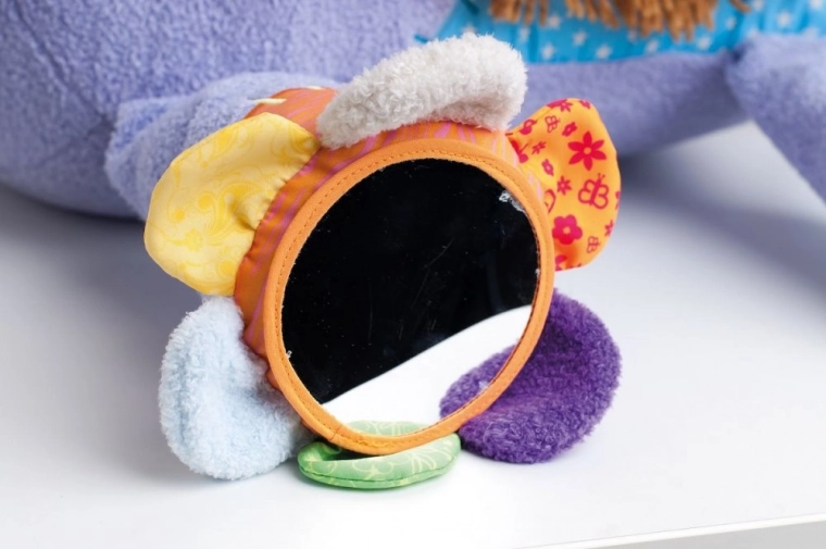 Raznolike teksture i živopisni elementi