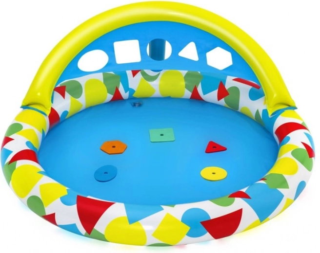 Učenje kroz igru: sortiranje oblika u kroviću