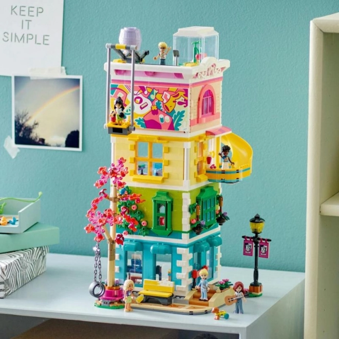 LEGO Prijatelji Kulturni dom u Heartlakeu