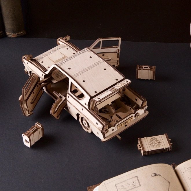 Ugears 3D drvene mehaničke puzzle Harry Potter Leteći Ford Anglia