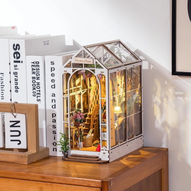 RoboTime 3D puzzle Stalak za knjige Garden House (drveni)