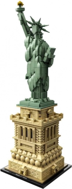 Monumentalan detalj postolja