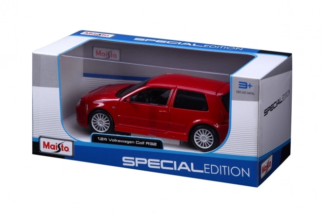Model automobila Volkswagen Golf R32 Maisto posebna edicija 1:24 crveni
