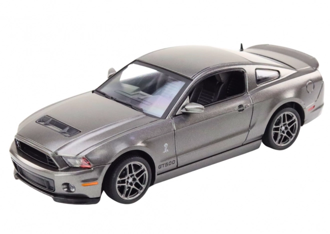 Ford Shelby GT500 u mjerilu 1:24 Pogonska jedinica srebrna