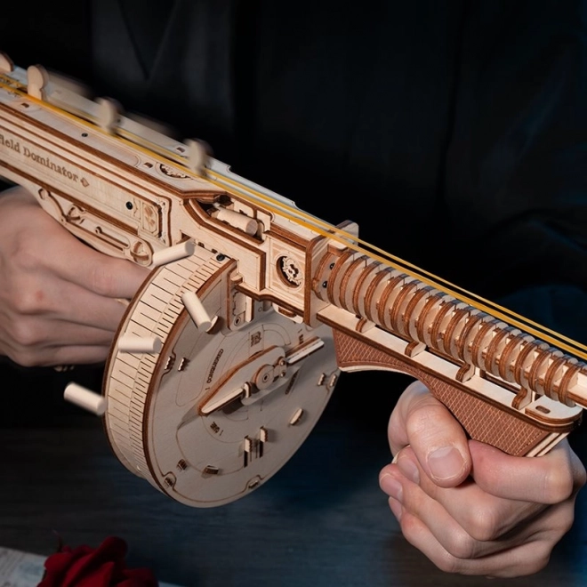 RoboTime 3D drvene mehaničke puzzle Samopal Thompson
