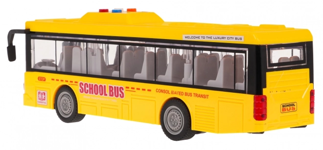 Žuti autobus s funkcijom svjetla i zvuka