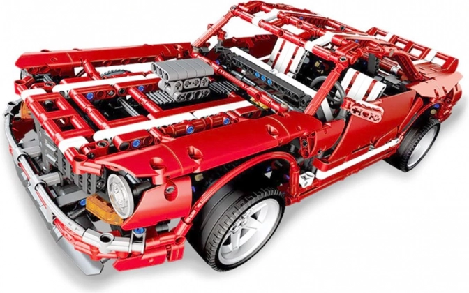 Realističan muscle car s pokretnim elementima