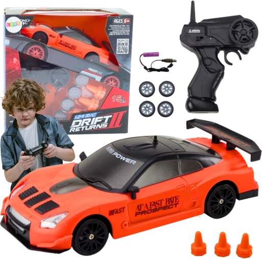 RC sportski automobil 1:24 s izmjenjivim kotačima, narančasti
