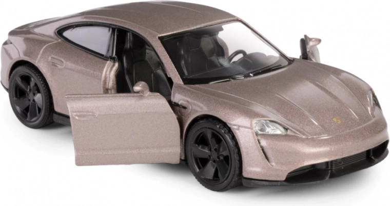 Otvarajuća vrata i detaljna unutrašnjost